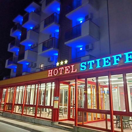 Hotel Stiefel Линьяно-Саббьядоро Экстерьер фото